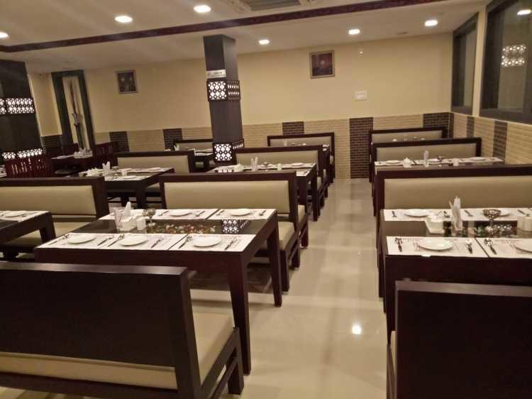 Bright Palace Restaurant And Residency Hotel Шимога Екстериор снимка